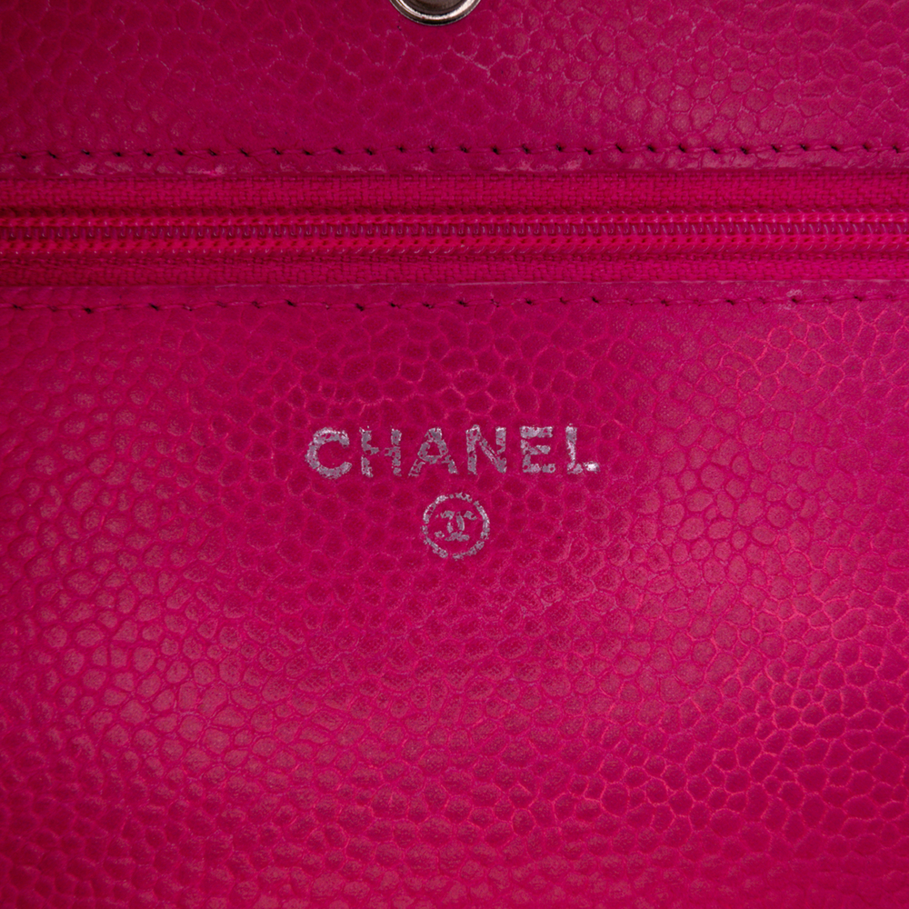 Pre-Loved Chanel Classic Caviar Wallet On Chain - Picture 5 of 11